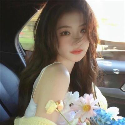 傻白甜竟是黑莲花